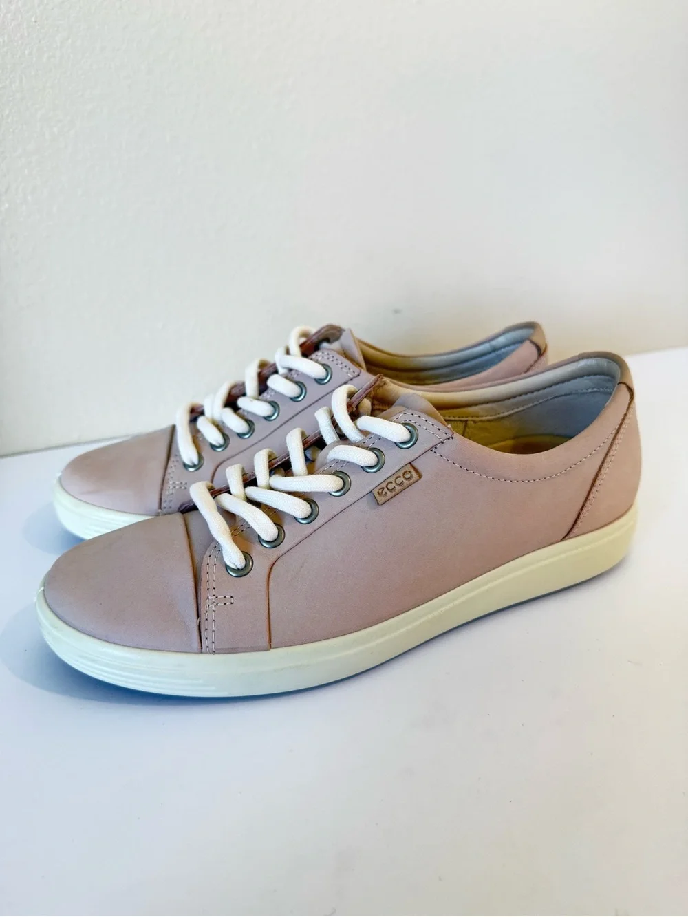 ECCO Soft Leather Sneakers Women’s US 8/EU 39 Blush Pink
